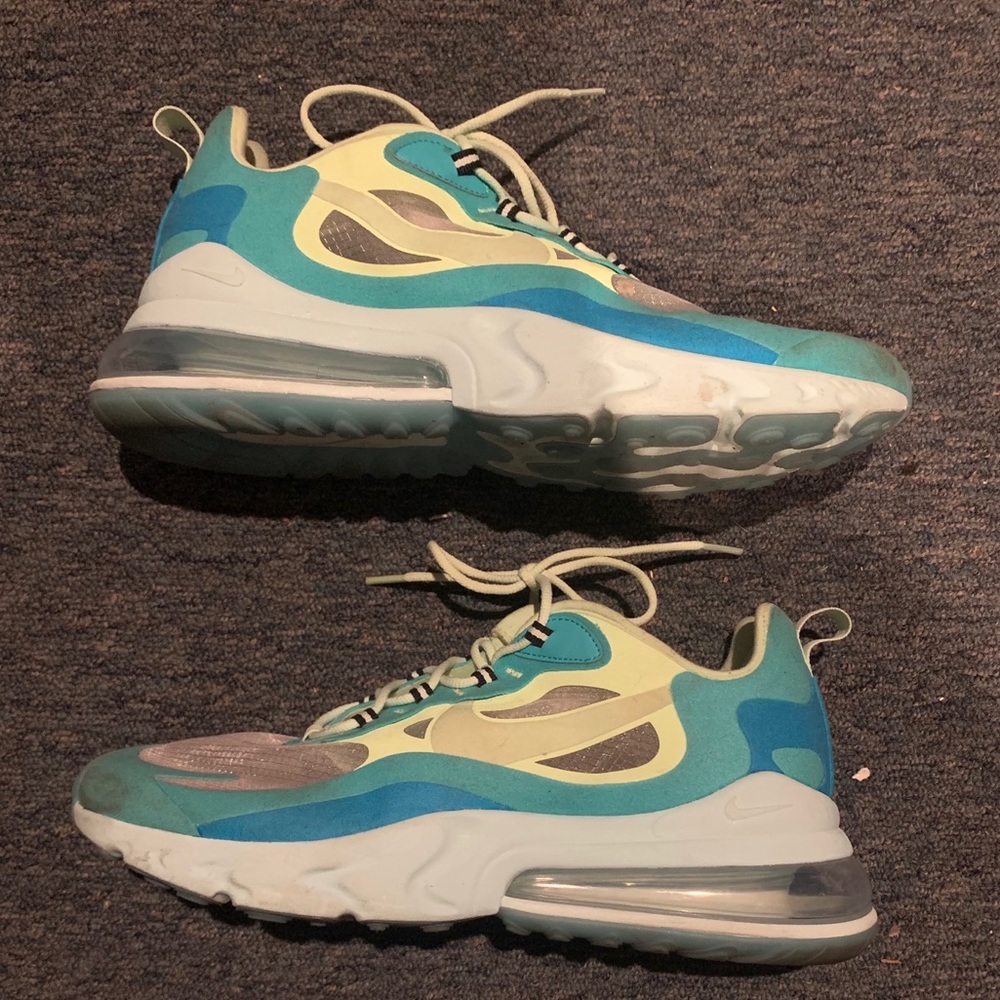 Nike Air Max 270 React